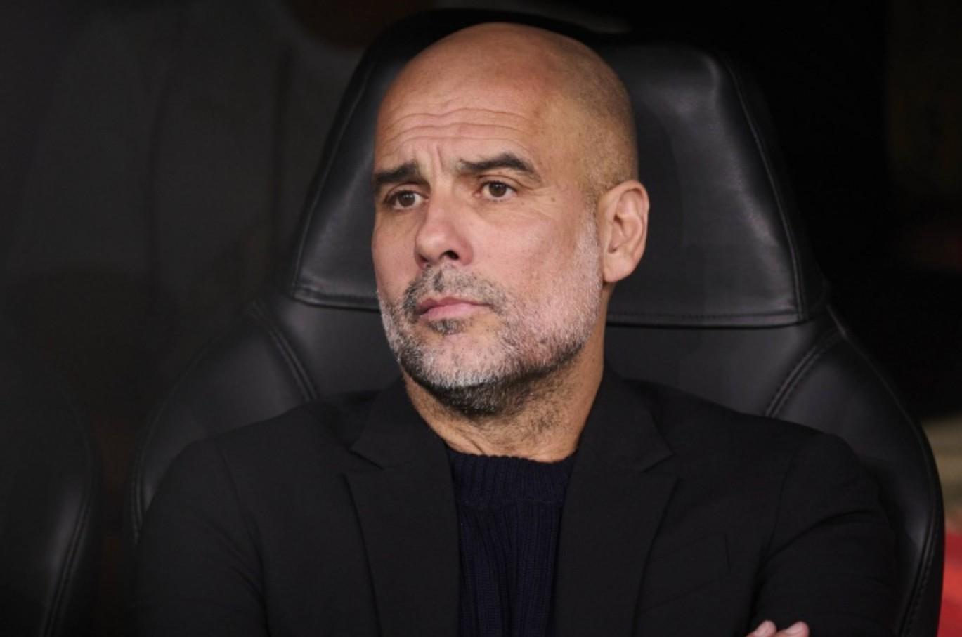 开云下载-天空：曼城输球时，利物浦和阿森纳球迷在安菲尔德欢呼雀跃